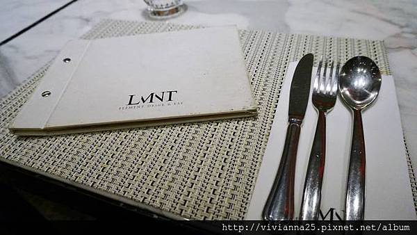 【早午餐複合式餐廳推薦@台北東區※試※】LMNT element drink & eat