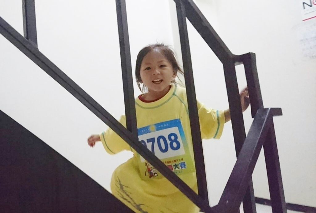 馨馨01.jpg 馨馨01.jpg