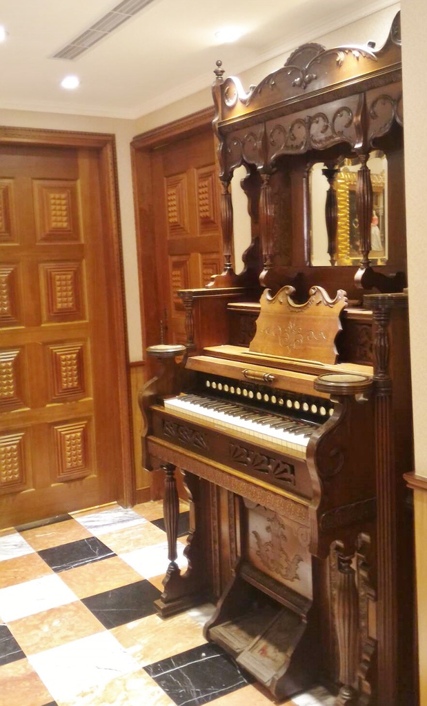 阿金海鮮-古董鋼琴.jpg 阿金海鮮-古董鋼琴.jpg