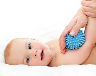 baby massage.jpg baby massage.jpg