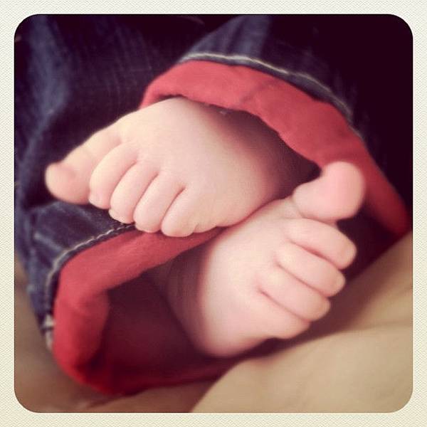 baby foot by farm7 staticflickr.jpg baby foot by farm7 staticflickr.jpg