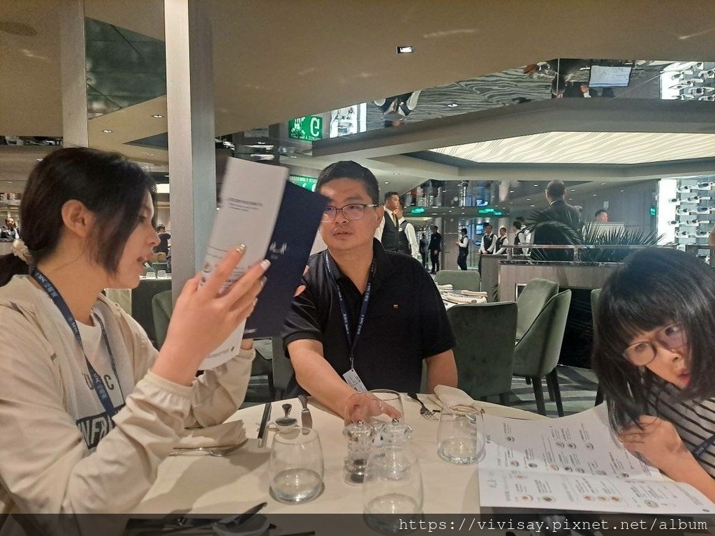 榮耀號 龍王餐廳 第一天晚餐伙食 (10).jpg 榮耀號 龍王餐廳 第一天晚餐伙食 (10).jpg