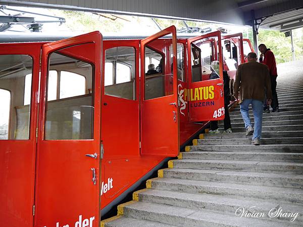 Lucerne/Luzern-Pilatus登山火車