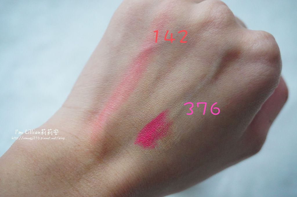 兰蔻 376诗诗色 CHANEL142唇露100香奈儿CHANEL超炫耀丝绒唇露#142 兰蔻绝对完美唇膏#376.JPG