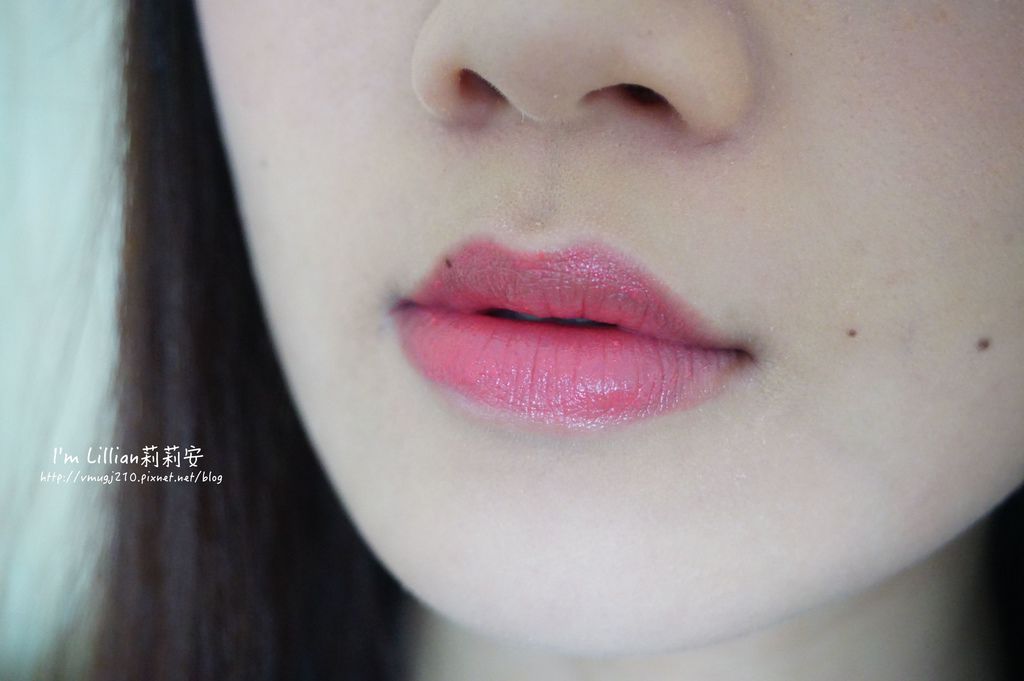 兰蔻 376诗诗色 CHANEL142唇露48香奈儿CHANEL超炫耀丝绒唇露#142 兰蔻绝对完美唇膏#376.JPG