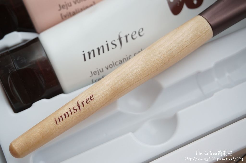 innisfree
濟州島火山泥調色面膜25我型我調色 混搭我的繽紛面膜.JPG