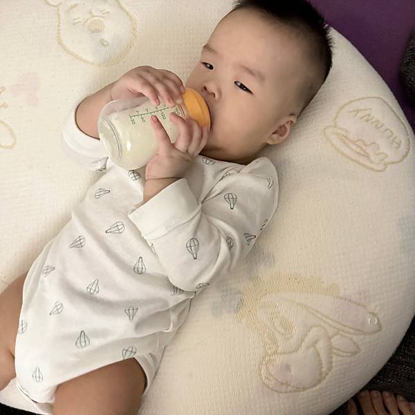 嬰幼兒玻璃奶瓶推薦_ bab 培寶7006.jpg