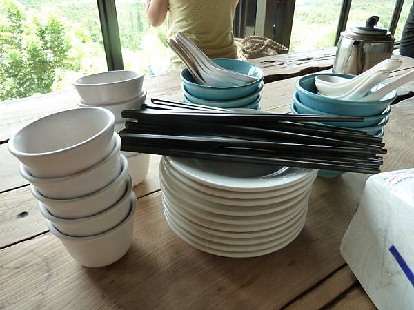 用餐的碗筷