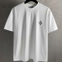 ディオール Tシャツ ミニマルデザイン 高品質コットン使用 ディオール Tシャツ ミニマルデザイン 高品質コットン使用