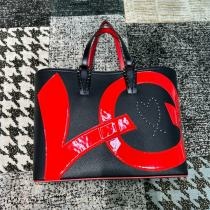 ☆機能性とスタイル☆クリスチャンルブタン トートバッグ LO ☆機能性とスタイル☆クリスチャンルブタン トートバッグ LO