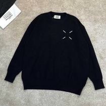 メゾン マルジェラ セーター 4本ステッチ 左胸 シンプル メゾン マルジェラ セーター 4本ステッチ 左胸 シンプル