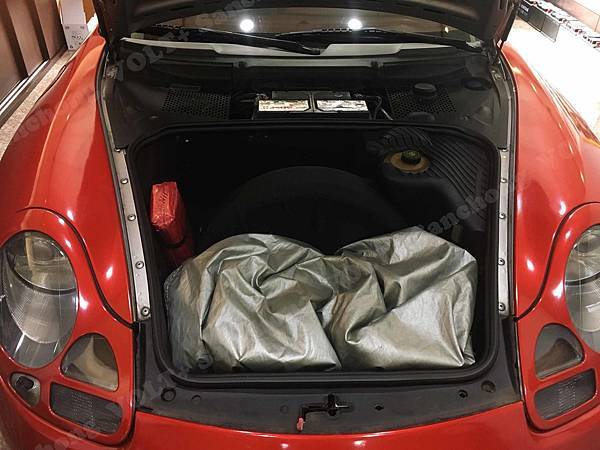 【台北】PORSCHE保時捷 Carrera 911 996型 C2 2001年 汽車電瓶 原車 韓製BOSCH博世 S5 DIN100 100AH 760A(EN) 更換 法製EXIDE埃克塞德 AGM EK950 95AH 850A(EN)