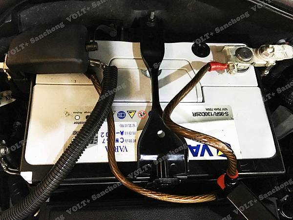 【台北】LEXUS凌志 IS200t 2016年 汽車電瓶 原廠 日製Panasonic國際 EFB S-95R 加水式 70AH 604A 更換 德國VARTA華達 EFB S-95R/130D26R 75AH 720A