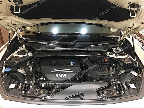 【台北】BMW寶馬 2-Series Active Tourer 225i Sport Line F45 2015年 汽車電瓶 原廠 德製VARTA華達 AGM 80AH 800A(EN) 更換 德製VARTA華達 AGM F21 80AH 800A(EN)