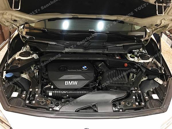【台北】BMW寶馬 2-Series Active Tourer 225i Sport Line F45 2015年 汽車電瓶 原廠 德製VARTA華達 AGM 80AH 800A(EN) 更換 德製VARTA華達 AGM F21 80AH 800A(EN)