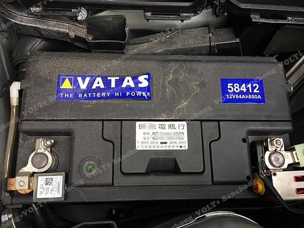 【台北】MERCEDES BENZ賓士 E-Class Coupe E250 AMG BlueEFFICIENCY C207 2012年 汽車電瓶 原車 韓製VATAS 58412 84AH 800A 更換 法製EXIDE埃克塞德 AGM EK800 80AH 800A(EN)