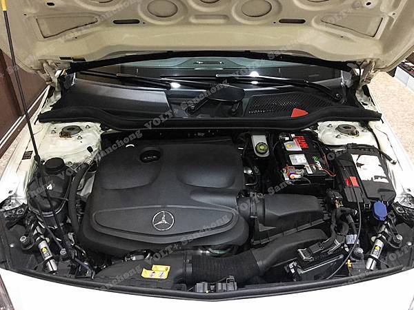 【台北】MERCEDES BENZ賓士 A-Class A180 W176 2014年 汽車電瓶 原廠 BENZ AGM 80AH 800A(EN) 更換 義大利製FIAMM非凡 AGM VR800 80AH 800A(EN)