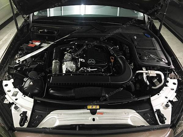 【台北】MERCEDES BENZ賓士 C-Class Estate C200 BlueTEC Avantgarde S205 2015年 汽車電瓶 原廠 德製VARTA華達 AGM 80AH 800A(EN) 更換 義大利製FIAMM非凡 AGM VR800 80AH 800A(EN) 【到府更換】