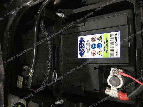 【台北】FORD福特 KUGA 1.5 ECOBOOST 2016年 汽車電瓶 原廠 VARTA華達 EFB 75AH 700A(EN) 更換 義大利FIAMM非凡 EFB TR730 75AH 730A(EN)