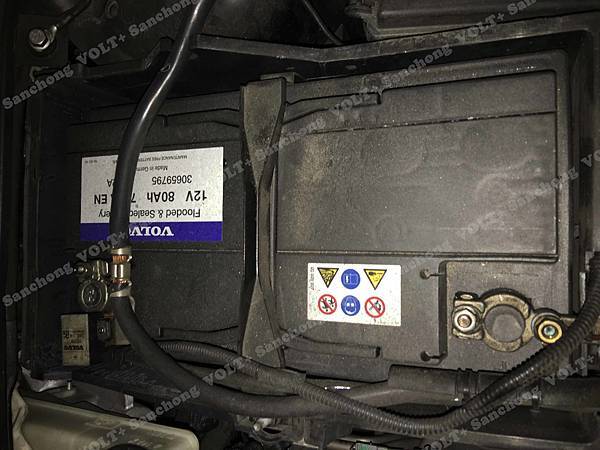 【台北】VOLVO富豪 V50 D4 柴油版 2012年 汽車電瓶 原廠 VOLVO 80AH 700A(EN) 更換 德製VARTA華達 銀合金 F18 85AH 800A(EN) 【外出更換】