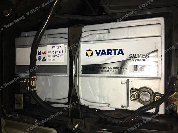【台北】VOLVO富豪 V50 D4 柴油版 2012年 汽車電瓶 原廠 VOLVO 80AH 700A(EN) 更換 德製VARTA華達 銀合金 F18 85AH 800A(EN) 【外出更換】
