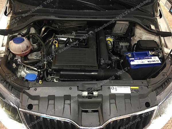 【台北】SKODA斯柯達 Fabia 1.2 TSI Style 2016年 汽車電瓶 原廠 MOLL莫爾 EFB 59AH 640A(EN) 更換 德製VARTA華達 EFB D53 60AH 560A(EN)