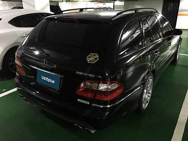 【台北】MERCEDES BENZ賓士 E-Class Estate E55 AMG W211 2004年 汽車電瓶 原廠 BENZ AGM 95AH 850A(EN) 更換 德製VARTA華達 銀合金 H3 100AH 830A(EN) 【到府安裝】