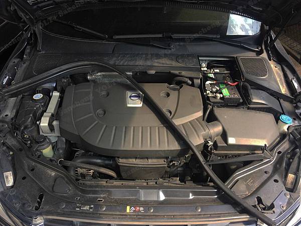 【台北】VOLVO富豪 XC60 D4 柴油版 AWD 2013年 汽車電瓶 原車 印度製AMARON愛馬龍 PRO DIN80 80AH 730A 更換 德製VARTA華達 銀合金 F18 85AH 800A(EN)