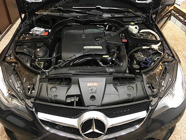 【台北】MERCEDES BENZ賓士 E-Class Coupe E200 C207 2014年 汽車電瓶 原廠 BENZ AGM 80AH 800A(EN) 更換 德製VARTA華達 AGM F21 80AH 800A(EN)