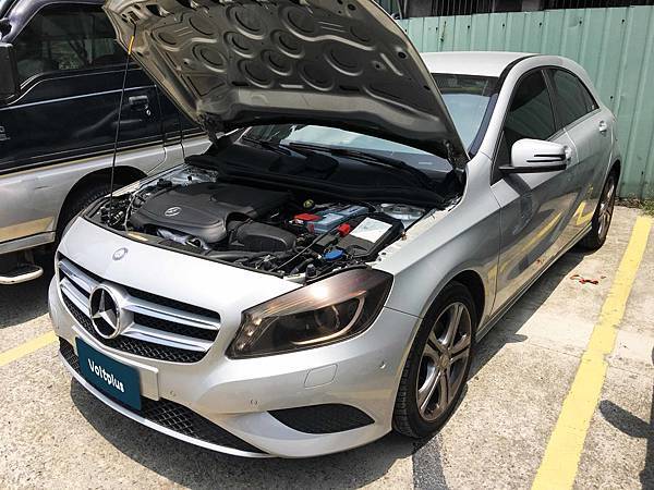 【台北】MERCEDES BENZ賓士 A-Class A180 W176 2014年 汽車電瓶 原廠 德製VARTA華達 AGM 80AH 800A(EN) 更換 德製VARTA華達 AGM F21 80AH 800A(EN) 【到府安裝】