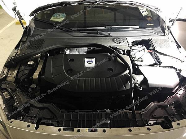 【台北】VOLVO富豪 V60 D4 柴油版 2014年 汽車電瓶 原廠 VOLVO 80AH 700A(EN) 更換 德製VARTA華達 銀合金 F18 85AH 800A(EN) 【到府安裝】