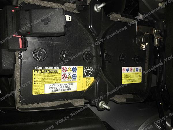 【台北】MAZDA馬自達 CX-5 2.2 Skyactiv-D 柴油版 2015年 汽車電瓶 原廠 日製GS YUASA EFB T110 80AH 782A 更換 德國VARTA華達 EFB T-110L/145D31L 90AH 820A 【到府安裝】