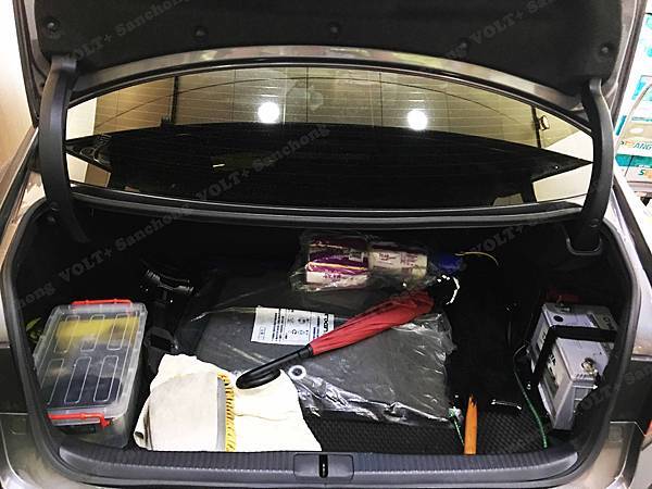 【台北】LEXUS凌志 ES300h Hybrid油電版 2013年 汽車電瓶 原廠 日製Panasonic國際 S65D26R 57AH 450A 更換 德國VARTA華達 EFB S-95R/130D26R 75AH 720A 有排氣孔設計