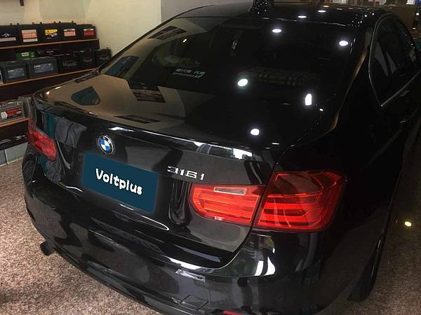 【台北】BMW寶馬 3-Series Sedan 316i 汽油版 F30 2014年 汽車電瓶 原廠 BMW AGM 90AH 900A(EN) 更換 德國VARTA華達 德國廠 AGM G14 95AH 850A(EN)