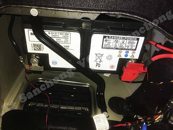 【台北】BMW寶馬 3-Series Sedan 316i 汽油版 F30 2014年 汽車電瓶 原廠 BMW AGM 90AH 900A(EN) 更換 德國VARTA華達 德國廠 AGM G14 95AH 850A(EN)