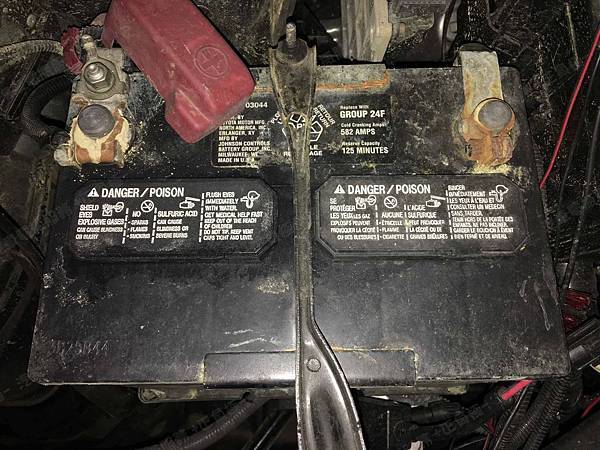 【台北】TOYOTA豐田 SIENNA 3.5 2013年 原廠電瓶 美製EXIDE埃克塞德 S24R-7MF 70AH 700A 更換 汽車電池 德國VARTA華達 EFB T-110L/145D31L 90AH 820A 【到府安裝】