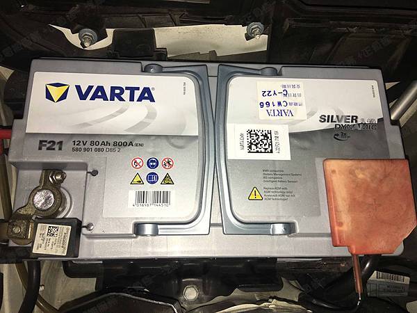 【台北】MERCEDES BENZ賓士 E-Class Sedan E350 W212 2012年 原車電瓶 BMW 德製VARTA華達 AGM 80AH 800A(EN) 更換 汽車電池 德國VARTA華達 德國廠 AGM F21 80AH 800A(EN) 【到府安裝】