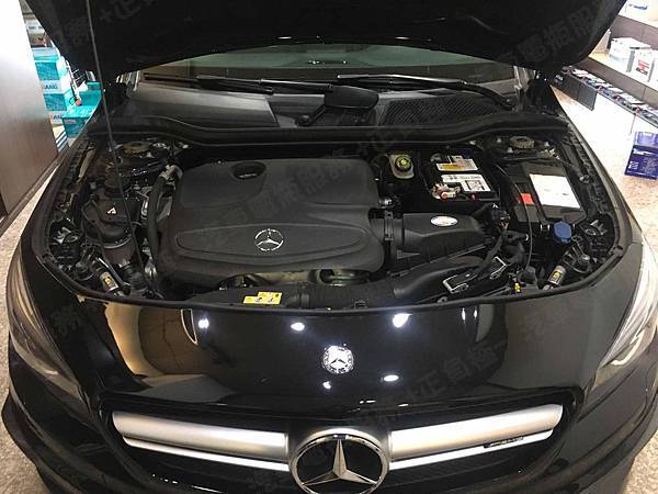【台北】MERCEDES BENZ賓士 CLA-Class CLA200 AMG C117 2015年 原廠電瓶 德製VARTA華達 AGM 70AH 760A(EN) 更換 汽車電池 德國VARTA華達 德國廠 AGM E39 70AH 760A(EN)