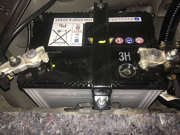 【台北】INFINITI英菲尼迪 Q50 2.0t 2016年 Auxiliary battery輔助電池 原廠電瓶 日製Panasonic國際 EFB Q-85-MF 65AH 520A 更換 德國VARTA華達 EFB Q85L/115D23L 70AH 660A 有排氣孔設計