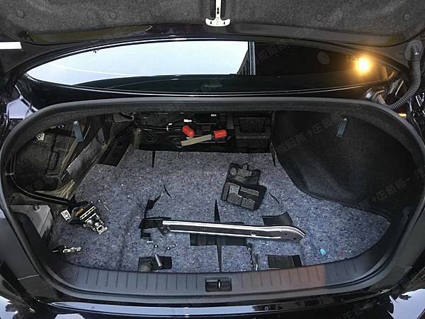 【台北】INFINITI英菲尼迪 Q50 2.0t 2016年 Auxiliary battery輔助電池 原廠電瓶 日製Panasonic國際 EFB Q-85-MF 65AH 520A 更換 德國VARTA華達 EFB Q85L/115D23L 70AH 660A 有排氣孔設計