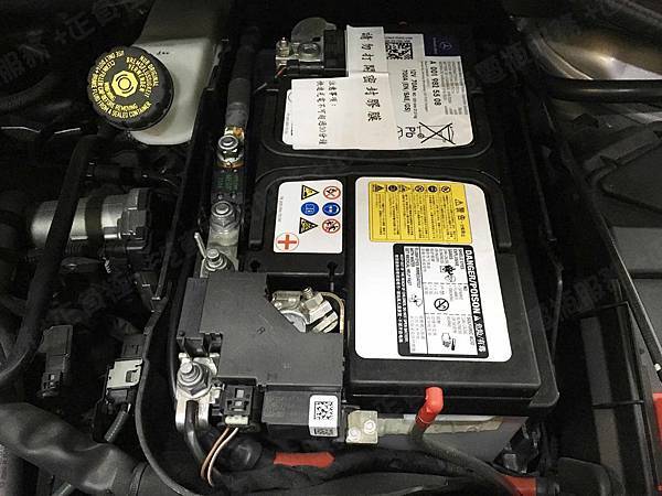 【台北】MERCEDES BENZ賓士 B-Class B180 W246 2016年 原廠電瓶 德製VARTA華達 EFB 70AH 700A(EN) 更換 汽車電池 德國VARTA華達 德國廠 AGM F21 80AH 800A(EN)