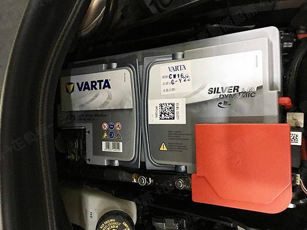 【台北】MERCEDES BENZ賓士 B-Class B180 W246 2016年 原廠電瓶 德製VARTA華達 EFB 70AH 700A(EN) 更換 汽車電池 德國VARTA華達 德國廠 AGM F21 80AH 800A(EN)