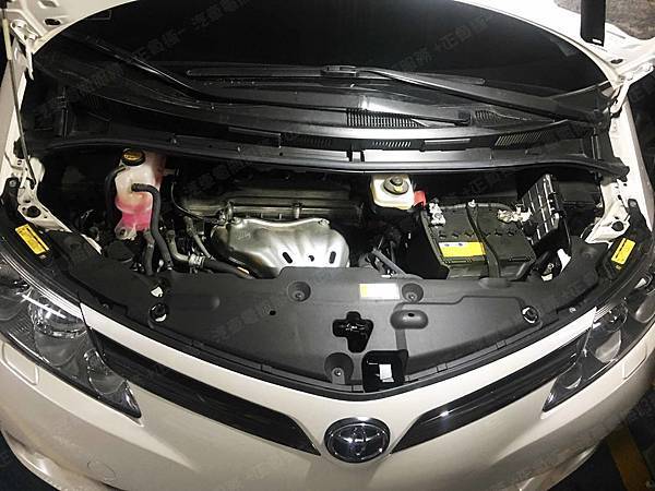 【台北】TOYOTA豐田 PREVIA 2.4 2015年 原廠電瓶 日製Panasonic國際 55D23L-MF 加水式 60AH 356A 更換 汽車電池 德國VARTA華達 EFB S-95L/130D26L 75AH 720A【到府更換】