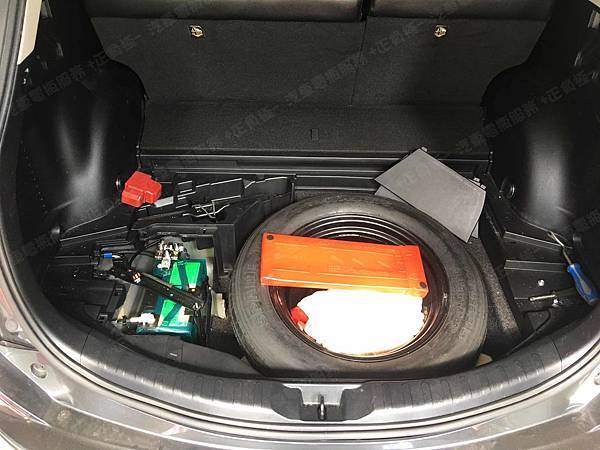 【台北】TOYOTA豐田 RAV4 2.5 Hybrid 油電版 2016年 原廠電瓶 日製GS YUASA S46B24R 45AH 325A 更換 汽車電池 德國VARTA華達 EFB N55R/80B24R 55AH 500A 有排氣孔設計