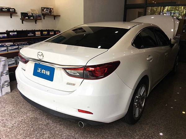 【台北】MAZDA馬自達 MAZDA6 2.2 Skyactiv-D 柴油版 2016年 原廠電瓶 日製GS YUASA EFB T110 80AH 782A 更換 汽車電池 德國VARTA華達 EFB T-110L/145D31L 90AH 820A