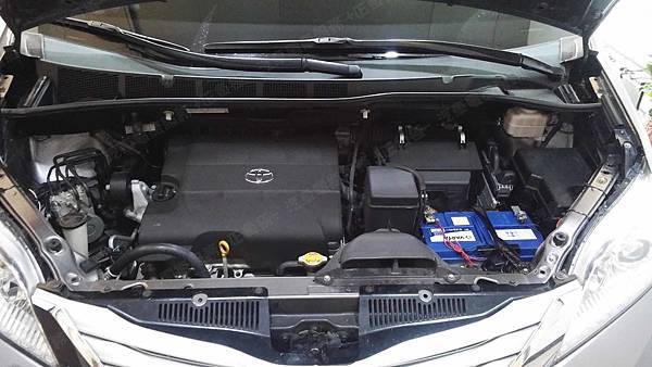 【台北】TOYOTA豐田 SIENNA 2011年 原車電瓶 台製YUASA湯淺 80D26L-SMF 68AH 490A 更換 汽車電池 德製VARTA華達 銀合金 G7 95AH 830A(EN)