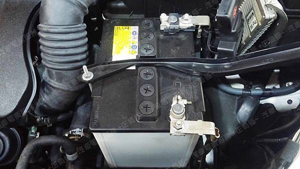 【台北】TOYOTA豐田 RAV4 2013年 原廠電瓶 日製FB古河 55D23L-MF 加水式 60AH 320A 更換 汽車電池 德製VARTA華達 銀合金 D47 60AH 540A(EN)