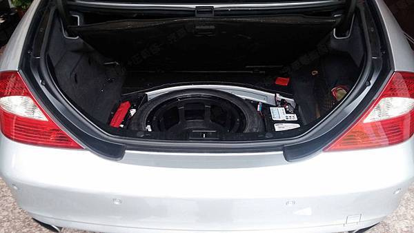 【台北】MERCEDES BENZ賓士 CLS-Class CLS350 W219 2005年 原廠電瓶 BENZ AGM 70AH 760A(EN) 更換 汽車電池 法製EXIDE埃克塞德 AGM EK700 70AH 760A(EN)