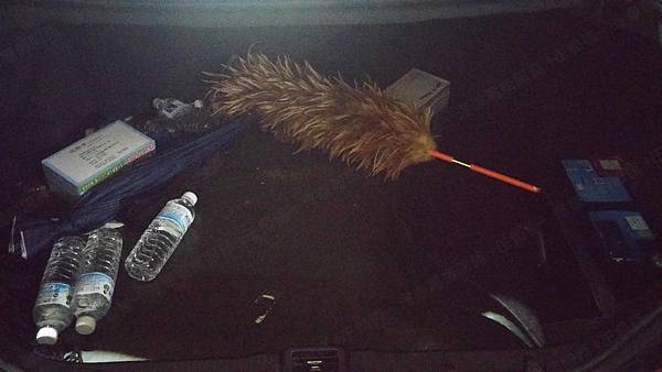 【台北】MERCEDES BENZ賓士 S-Class S320 W220 2000年 原廠電瓶 BENZ AGM 95AH 850A(EN) 更換 汽車電池 法製EXIDE埃克塞德 AGM EK950 95AH 850A(EN) 【外出更換】