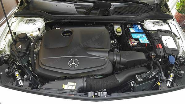 【台北】MERCEDES BENZ賓士 A-Class A180 W176 2014年 原廠電瓶 BENZ AGM 80AH 800A(EN) 更換 汽車電池 法製EXIDE埃克塞德 AGM EK800 80AH 800A(EN)